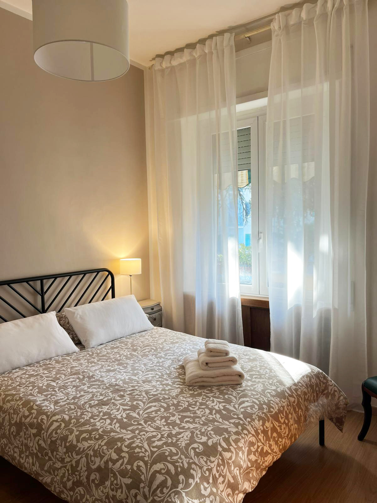 Double bedroom — photo 1 — Dalla Pia, Spello, Umbria